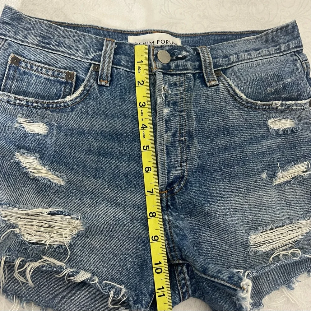 Aritzia Denim Forum Organic Cotton The Ex Boyfriend Distressed Button Shorts 25
